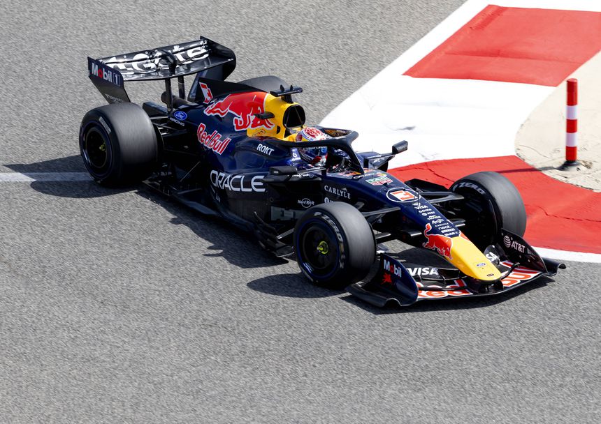 Max Verstappen foi o mais rápido na sessão da manhã. IMAGO