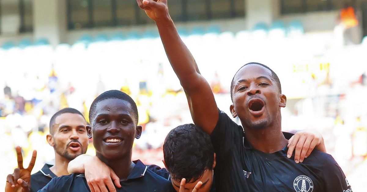 Petro vence Académica e mantém-se firme na liderança