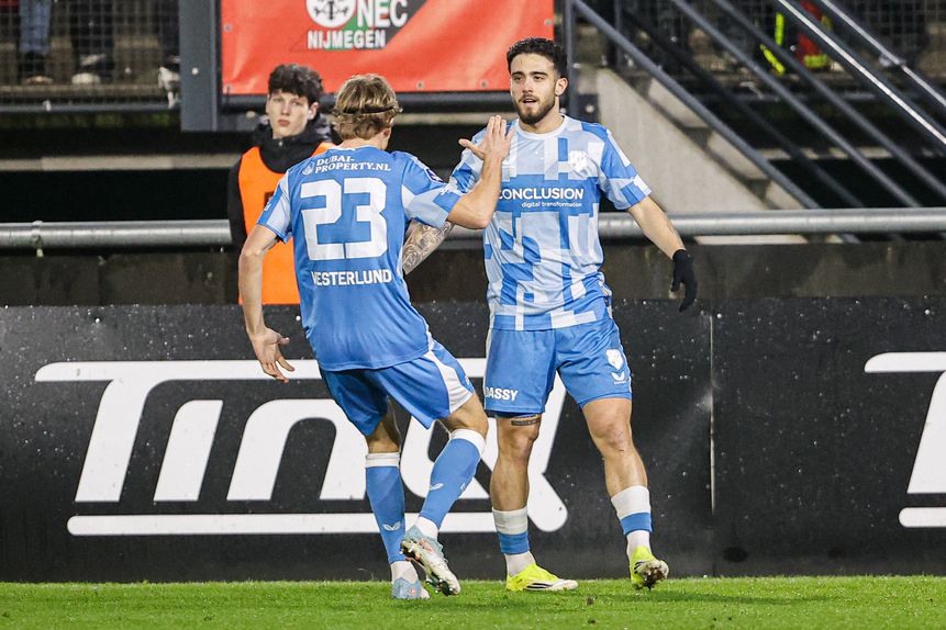 Ángel Alárcon a celebrar o primeiro golo pelo Utrecht