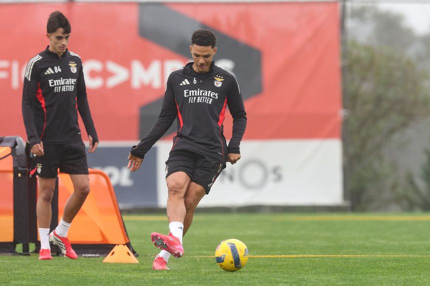 Alexander Bah — Foto SL Benfica