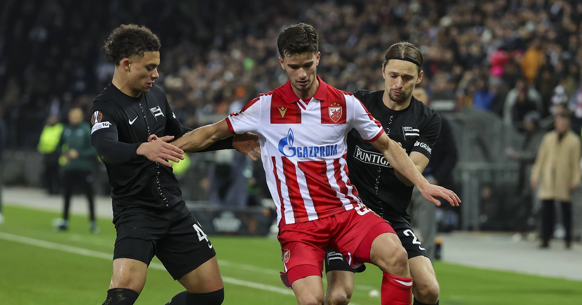 Vídeo: Tomás Handel marca golaço de livre direto na Sérvia