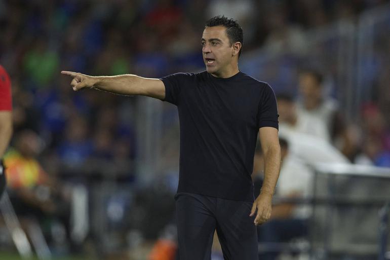 Xavi Hernández, sem clube desde que deixou o Barcelona em 2023/24. Odds 66/1