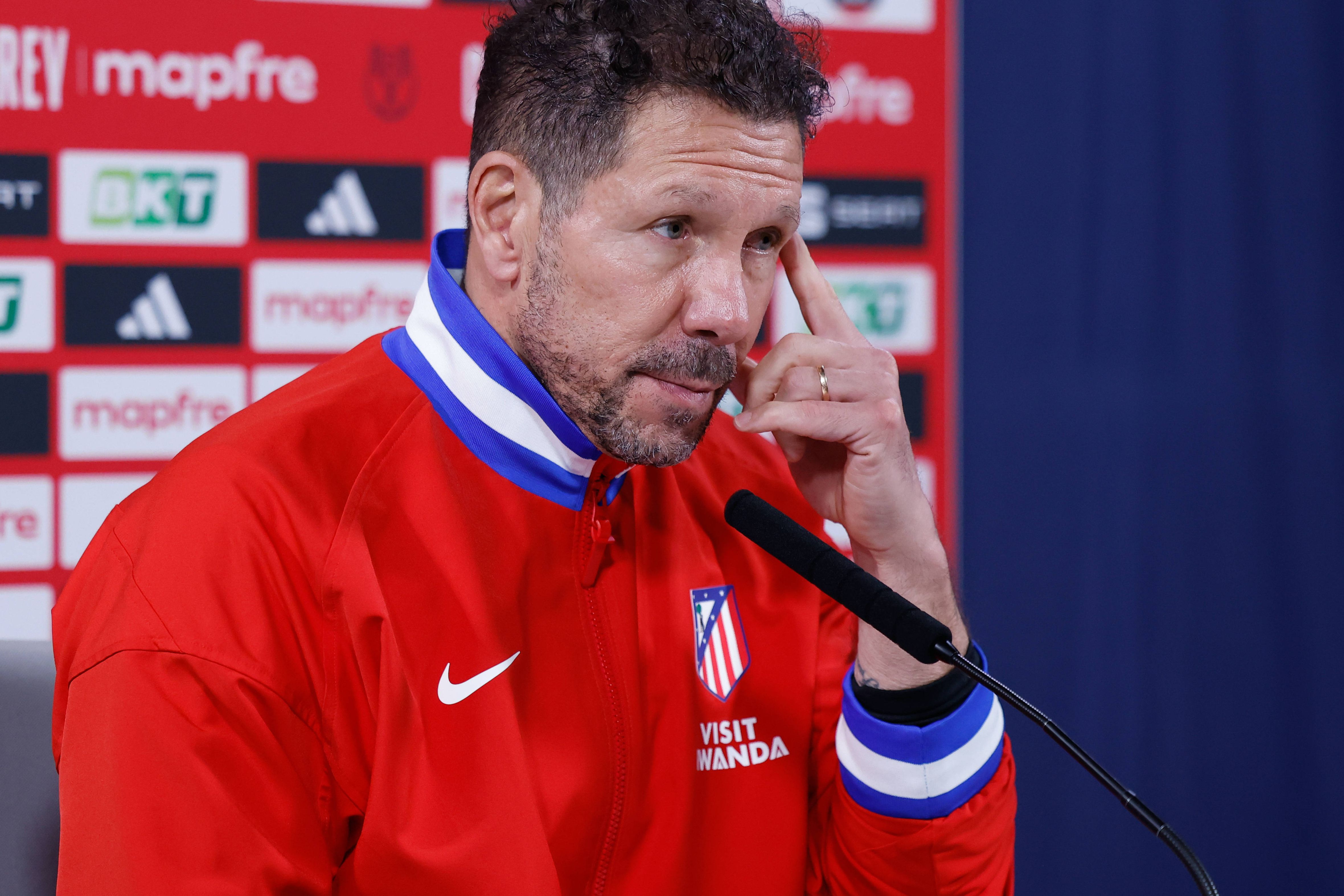 Diego Simeone, treinador do Atlético Madrid, em conferência de imprensa
