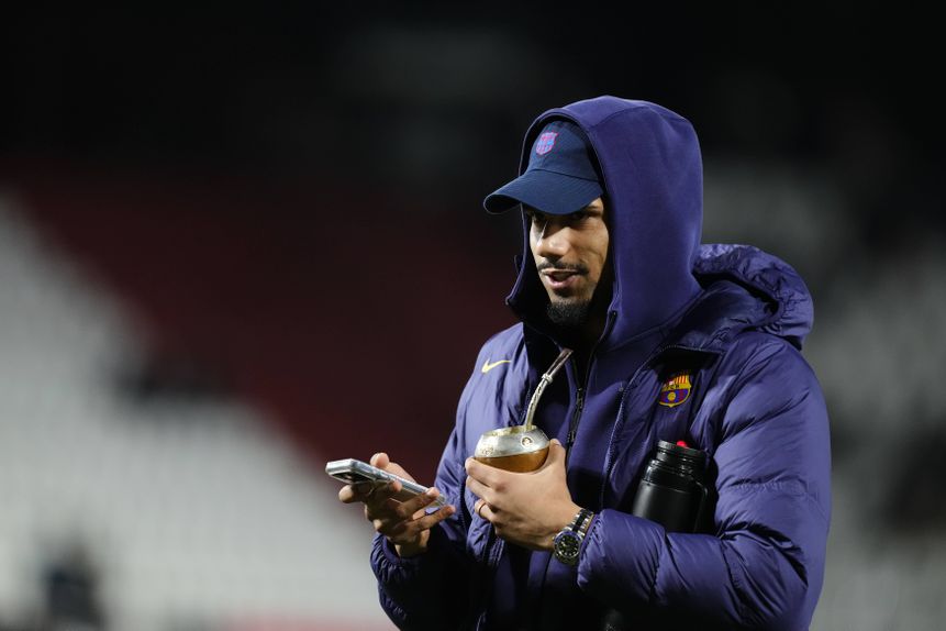 Ronald Araujo falou dos problemas das redes sociais