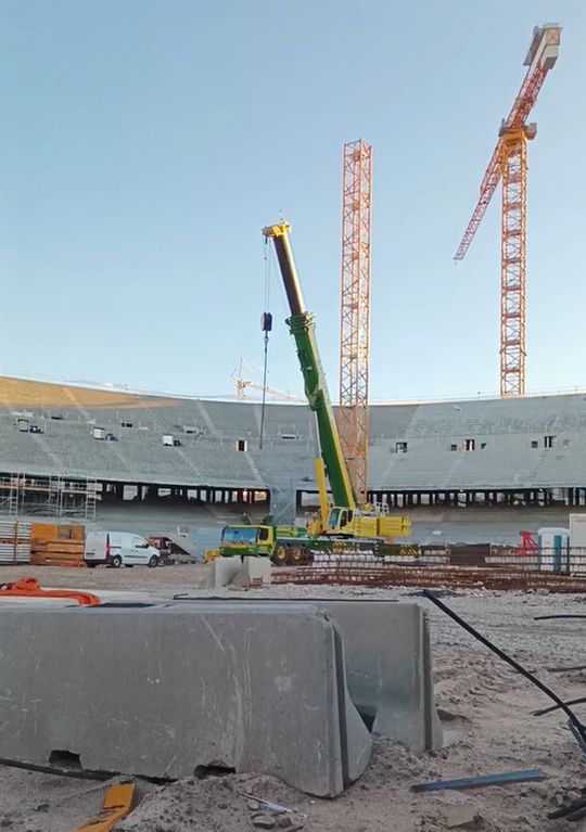 Quase um ano após início das obras, Camp Nou está neste estado