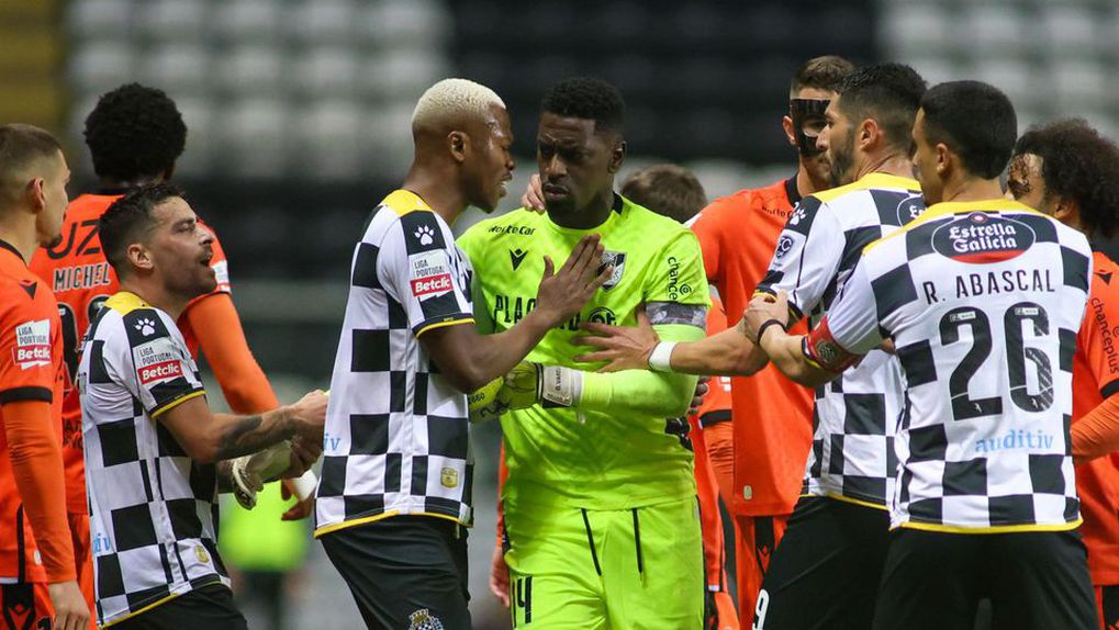 Bruno Varela sentiu o apoio de colegas e adversários durante o jogo com o Boavista, no Bessa