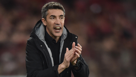 Benfica: conferência de Bruno Lage cancelada