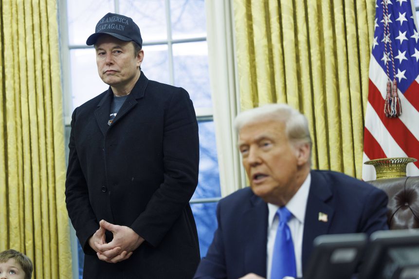 Elon Musk e Donald Trump na Sala Oval da Casa Branca
