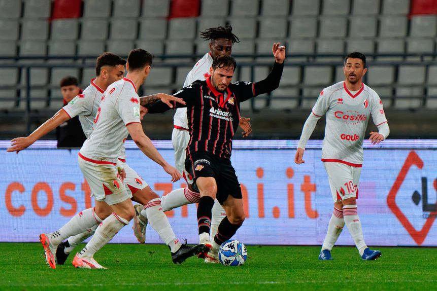 Franco Vázquez contra o Bari (IMAGO)