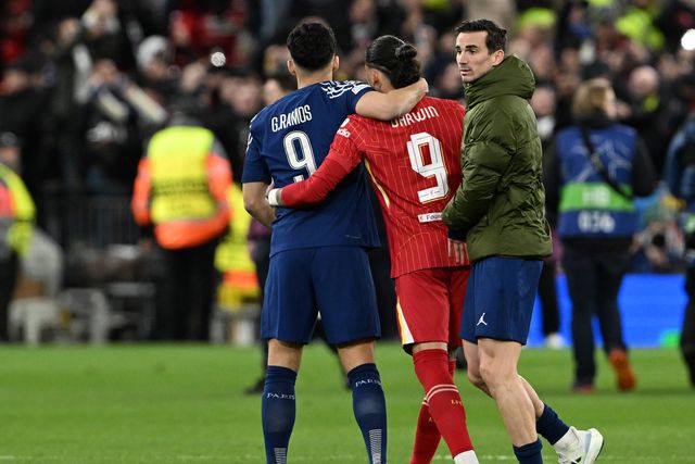 Donnarumma herói, Darwin vilão: PSG elimina Liverpool nos penáltis em Anfield