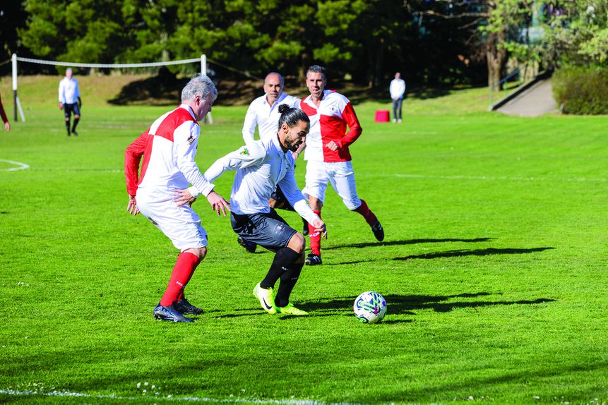 Dia comemorativo dos 130 anos de um encontro de futebol muito especial