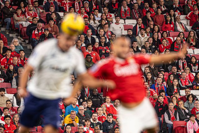 Benfica vai jogar de amarelo