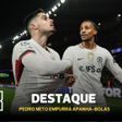 Pedro Neto empurra apanha-bolas e estala a confusão no PSG-Chelsea
