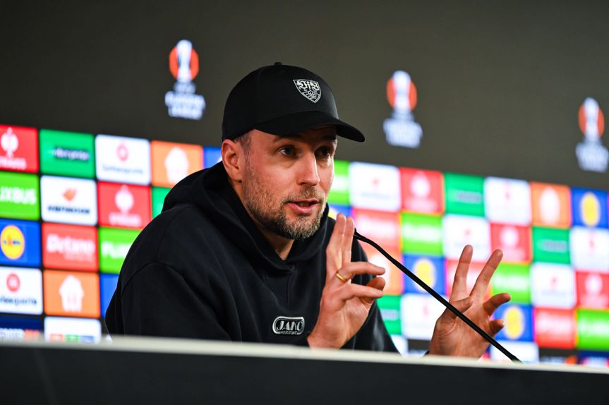 Sebastian Hoeness recusa atribuir favoritismo a Estugarda ou FC Porto