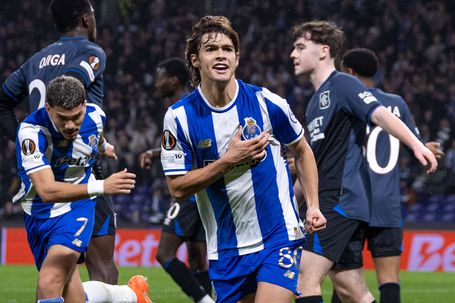 Hoje pode ver em direto na TV...