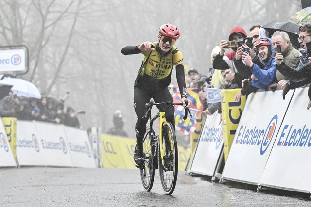 Caos na etapa rainha do Paris-Nice: Vingegaard vence e conquista amarela