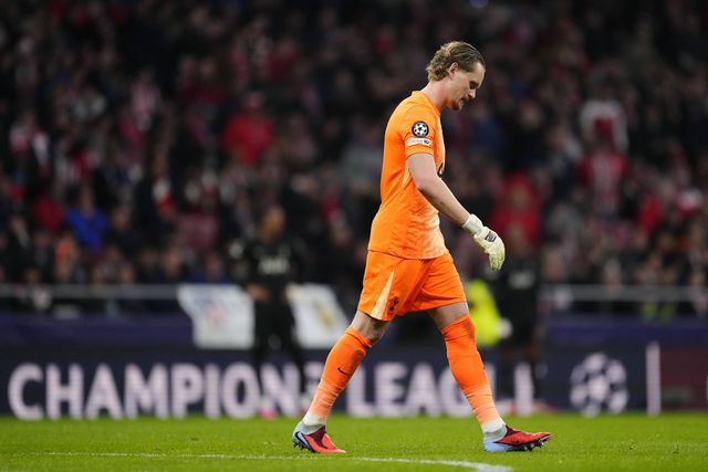 Kinsky quebra o silêncio após noite para esquecer na Champions