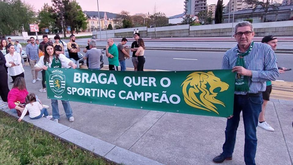 Euforia na chegada do Sporting a Braga (vídeo)