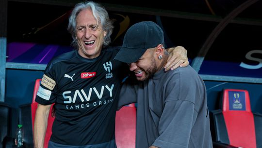 Jorge Jesus não descarta Neymar: «Conto com ele na Champions e no Mundial»