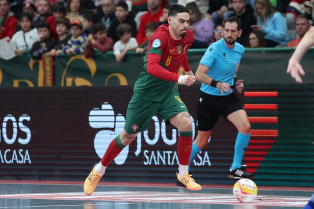 Portugal não facilita e goleia a Eslovénia por 4-0 em jogo de preparação