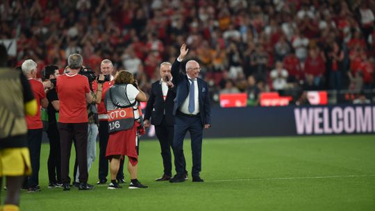 A mensagem de Eriksson no Estádio da Luz: «É muito bonito» (vídeo)