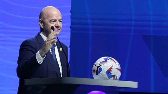 FIFA quer revolucionar o VAR (saiba como)