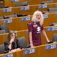 Deputado irlandês no Parlamento Europeu veste-se à Torino e insulta Juventus