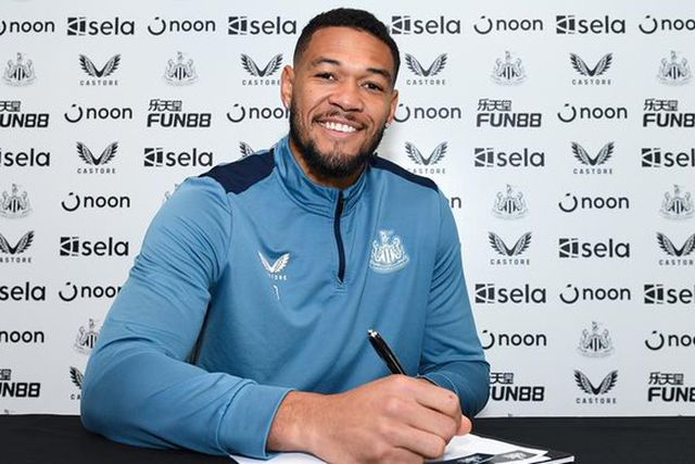 Oficial: Joelinton renova com o Newcastle