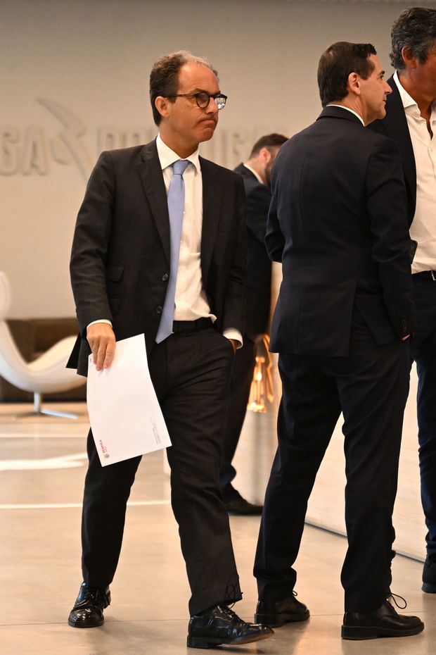 Sílvio Cervan, representante do Benfica na AG eleitoral da Liga (foto: Fernando Veludo/Lusa)