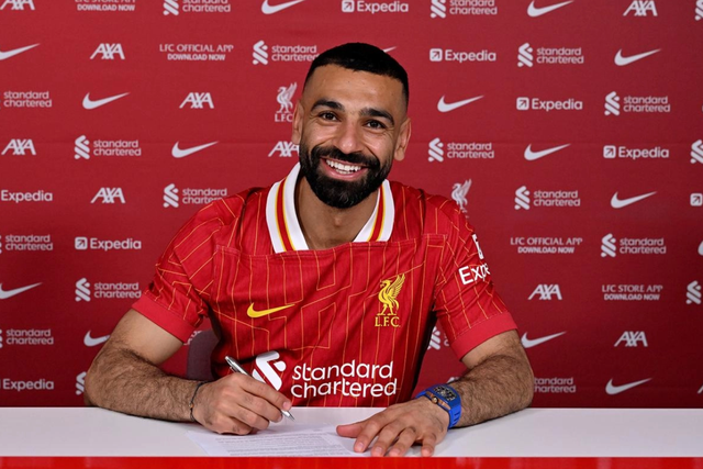Salah renova contrato e continua em Anfield