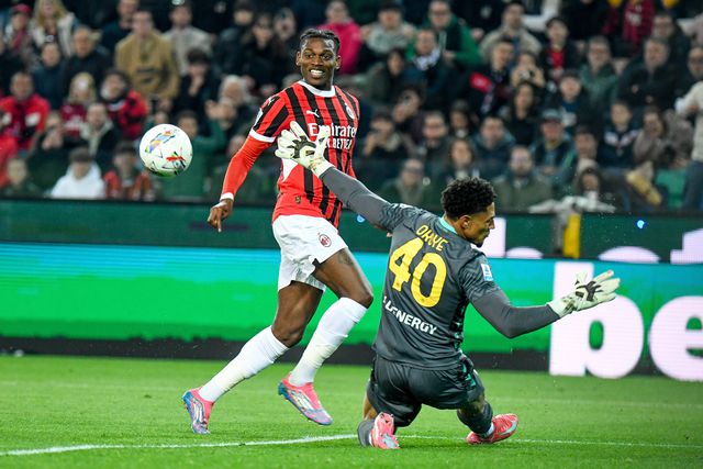 Sérgio Conceição experimentou e ganhou com isso: Milan goleia Udinese