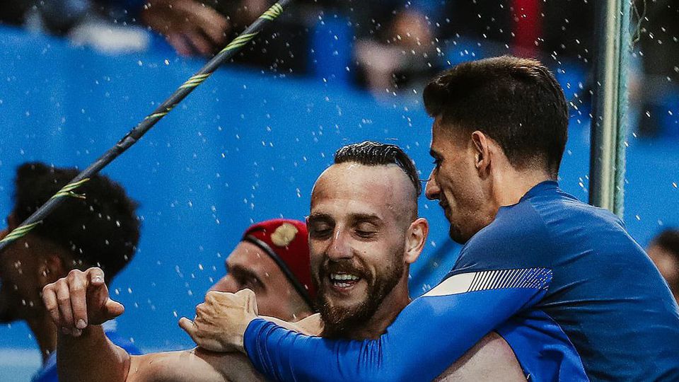 Liga 2: Feirense vence UD Leiria no último minuto, num jogo onde aconteceu quase tudo