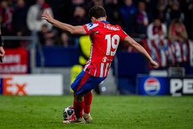 Claques do Atlético fazem queixa após penálti anulado a Álvarez
