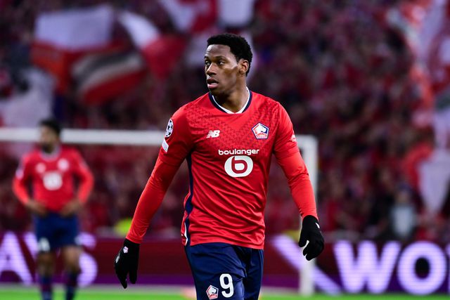 Oficial: estrela do Lille anuncia saída do clube... e tubarões estão atentos