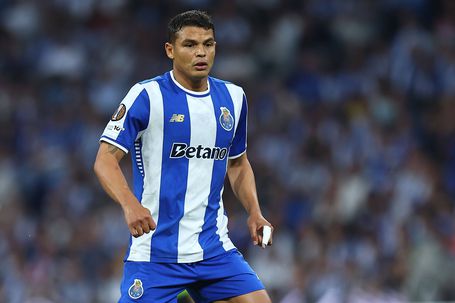 Thiago Silva reforçou o FC Porto em janeiro