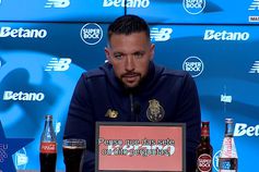 «Quatro perguntas foram sobre a pressão extra...»