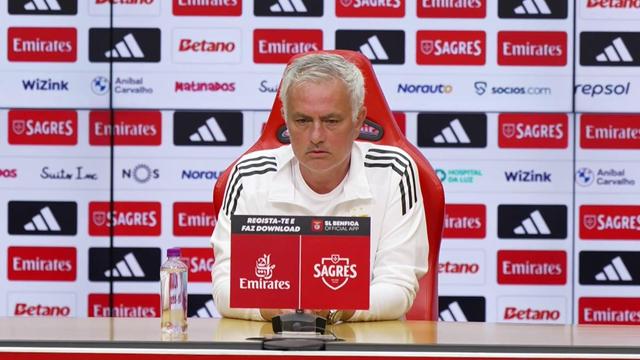 «Parece que não fui claro e objetivo a dizer que quero ficar no Benfica»