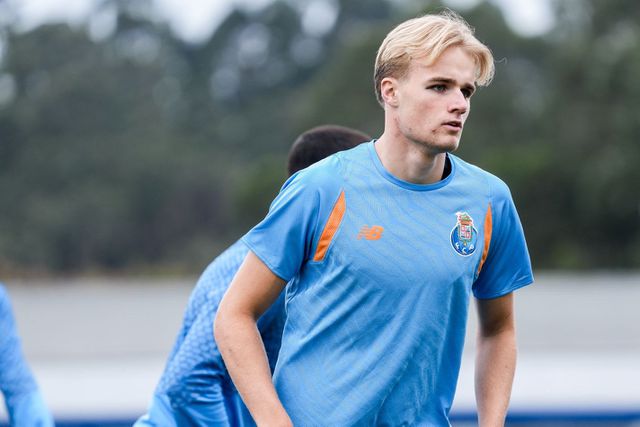 Froholdt no treino do Olival - Foto: FC PORTO