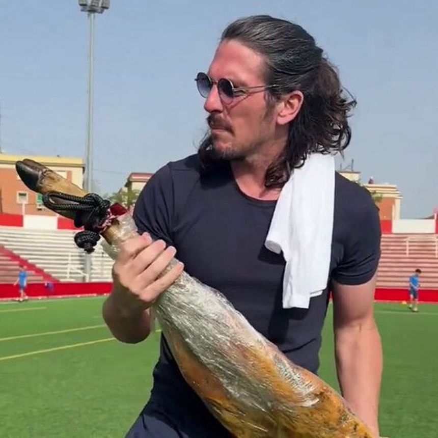 Javi Poves surge no vídeo polémico partilhado nas redes sociais - Foto: Colonia Moscardó