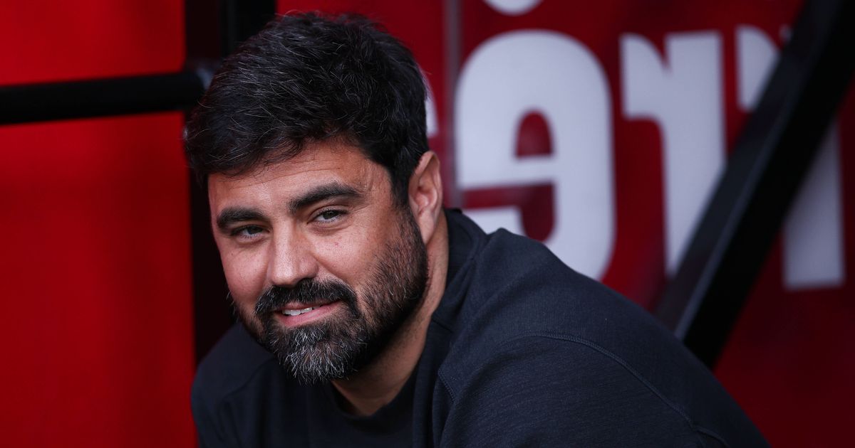 Vítor Matos afunda (ainda mais) Leicester e garante permanência no Championship