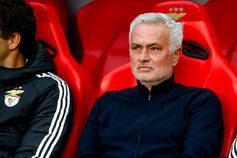 José Mourinho, treinador do Benfica