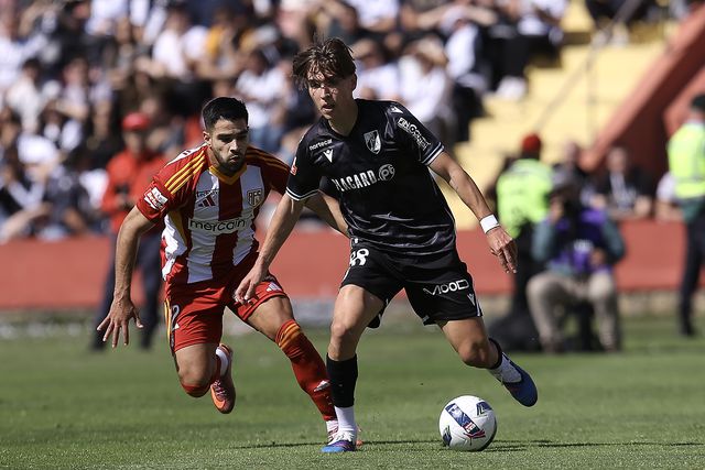 Jogador do V. Guimarães diz adeus à Europa após empate desapontante