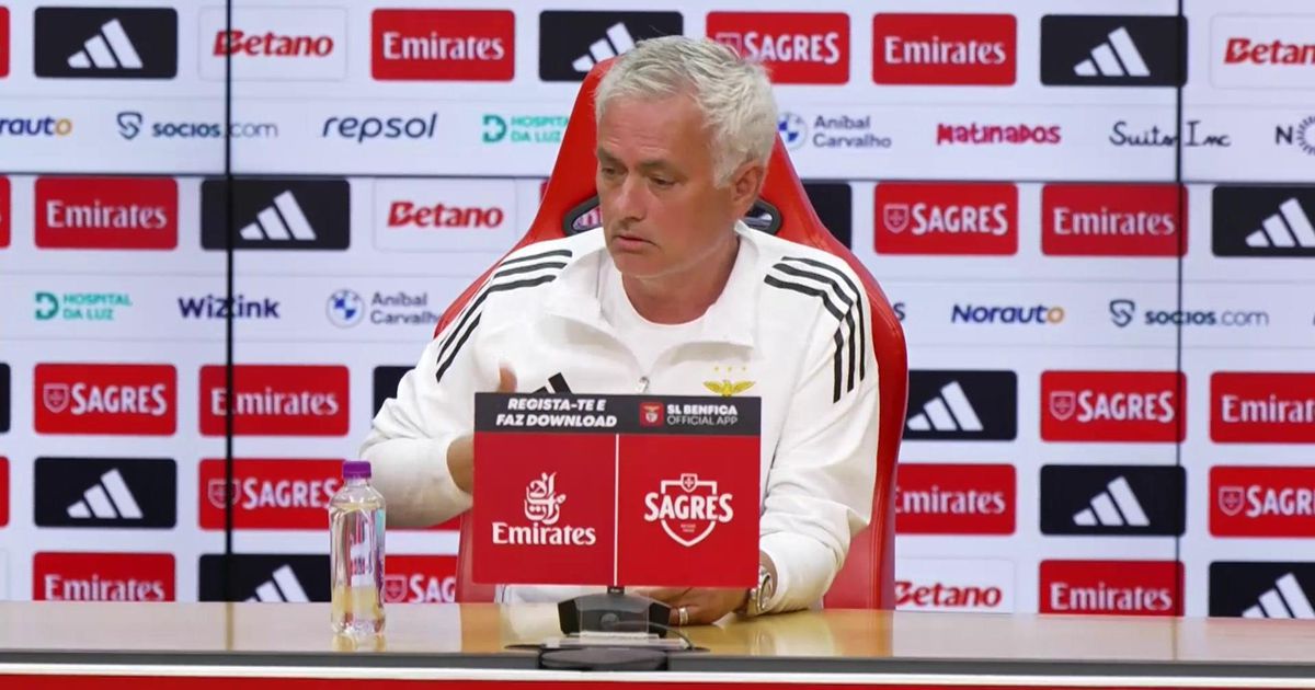 «Só há cinco treinadores que não querem mudar nada na sua equipa...»