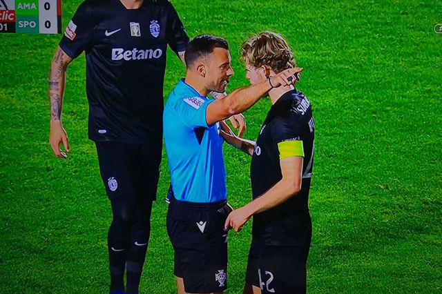 SONDAGEM: Hjulmand discute muito com os árbitros?