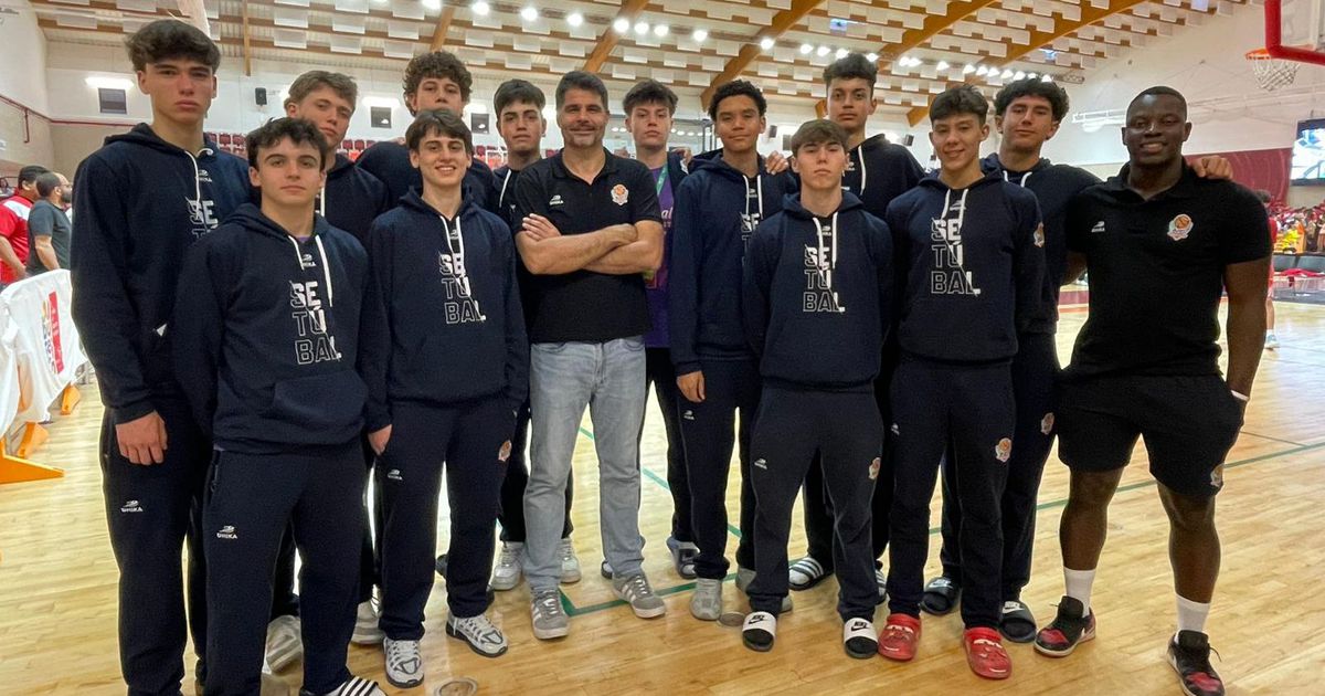 Miguel Minhava: «Temos de tirar partido do Neemias. Como é possível não haver nada dele»