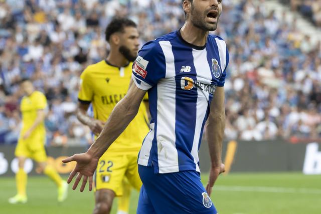 FC Porto: Taremi despede-se do Dragão