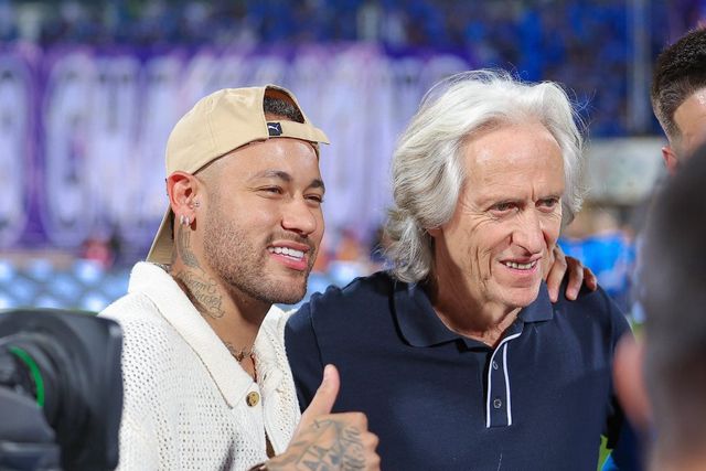 «Deram-me bons jogadores que compraram a minha ideia de jogo»