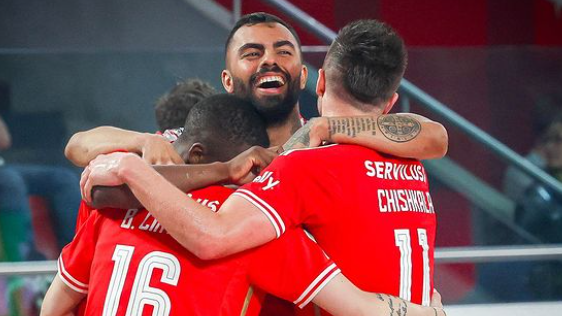 Benfica arranca play-off de campeão com vitória em Ponte de Sôr