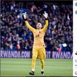 Navas assume saída do PSG no final da época
