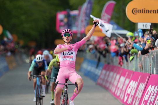 Pogacar soma e segue no Giro e já ganhou três etapas